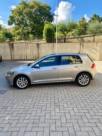 Volkswagen Golf TGI