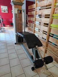 Leg curling Technogym