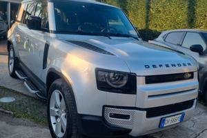 Land Rover Defender 110 3.0D I6 200 CV AWD Auto SE