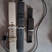 Fitbit con 3 cinturini intercambiabili