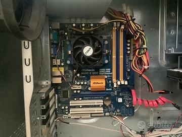 AMD Athlon II X2 250 con scheda madre