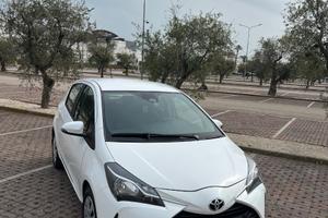 Toyota yaris 1.0 53kw 2019-10