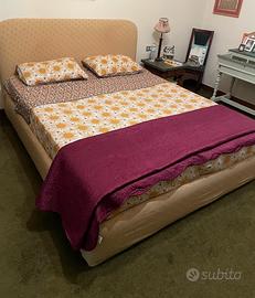 Letto matrimoniale imbottito