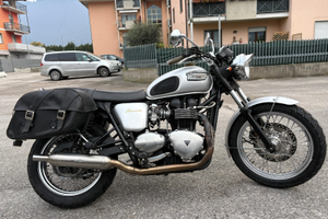Triumph Bonneville T100