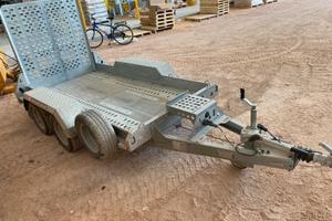 Rimorchio Brian James