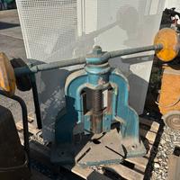 Pressa a bilanciere manuale