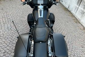 Harley davidson street glide