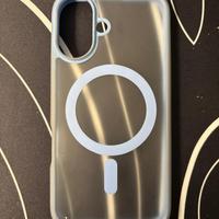 Cover iPhone 16