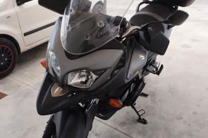 Suzuki V-strom 650