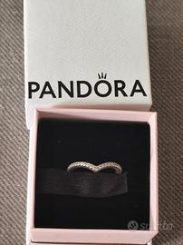 Anello Pandora  misura 52