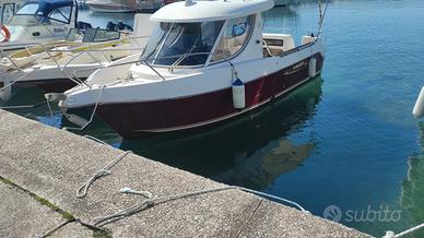 imbarcazione  ARVOR-230