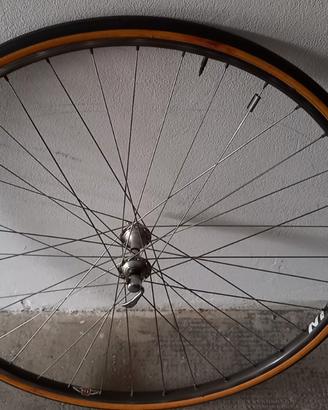 Ruota anteriore eroica