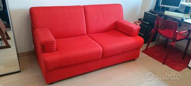 Divano letto rosso tessuto