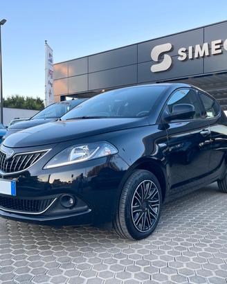 Lancia Ypsilon 1.0 FireFly 5 porte S&S Hybrid Gold