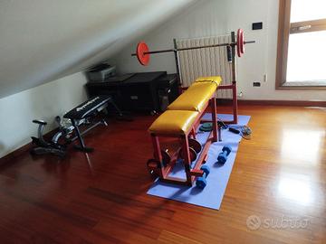 attrezzi palestra 