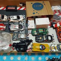 2 piste Carrera EVO ed auto microScalextric