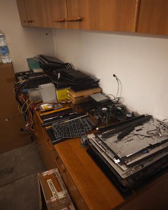 Stock ricambi PC laptop tablet schede madri Mini P