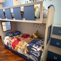 CAMERETTA COMPLETA CON LETTO A CASTELLO