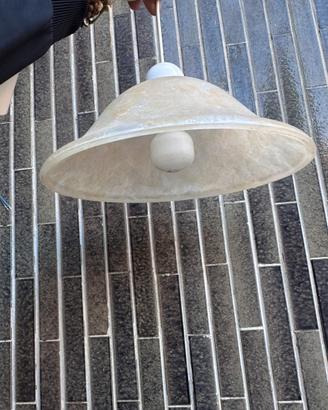 Lampadario in vetro opalino alabastro