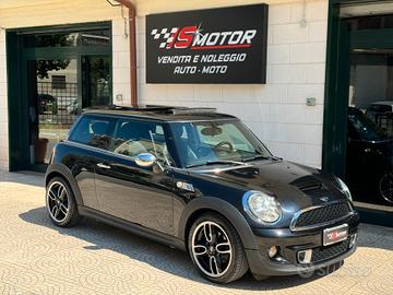 MINI COOPER SD 2.0 16V 143 CV