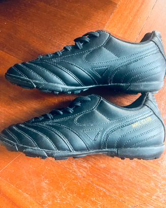 Mizuno Morelia 40