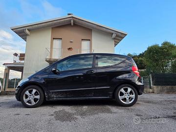 MERCEDES CLASSE A