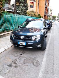 Dacia duster 1.6 gpl serie black Shadow 