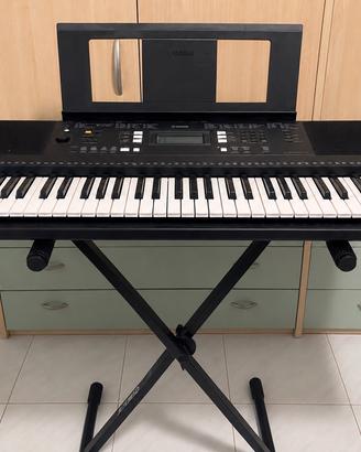 Yamaha PSR-E343 + stand + alimentatore – perfetta