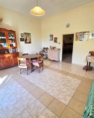 5 LOCALI A FIANO ROMANO