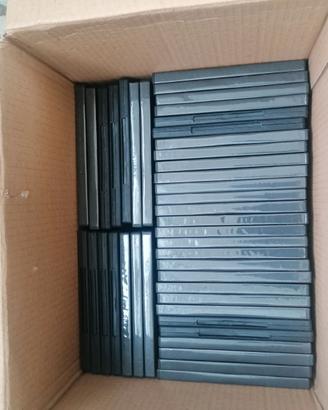 Lotto di 68 astucci vuoti per CD o DVD