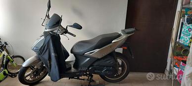 Kymco Agility 125 R16 + accessori vari