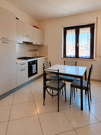 Recente Trilocale con Veranda