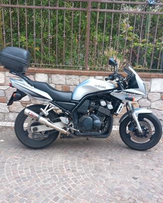telaio e motore Yamaha fzs600 fazer