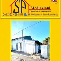 Singola con Garage ampio terreno