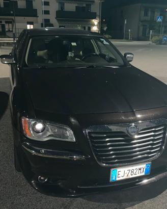 Thema 3.0 V6 239 CV