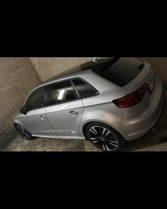 AUDI A3 SPORTBACK 1.6