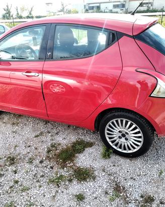 Lancia Ypsilon 1.2 Benz 8v 2017