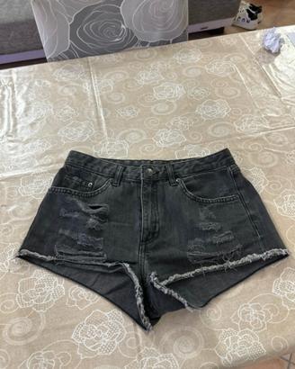 pantaloncini neri H&M