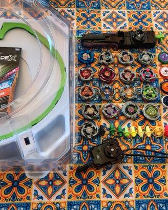 Set 18 Beyblade X + Arena Takara Tomy