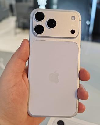iPhone 17 Pro Max 512GB - Silver (Batteria 100%)