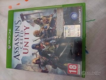 Lotto 3 Giochi Xbox One/Series X FC 25, GTA 5, AC