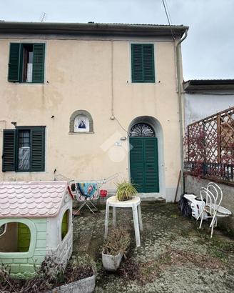 CASA INDIPENDENTE A PISTOIA