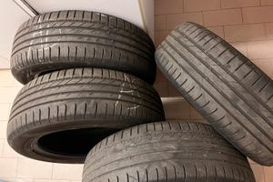 Pneumatici estivi Nokian 215 55 R18 99V