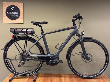 E-bike Cube Touring Hybrid 400