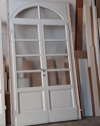 Porte Vecchie A Due Ante