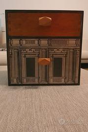 piccolo comodino mobiletto legno "decoupage"