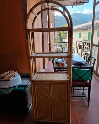 Credenza da esterni in midollino