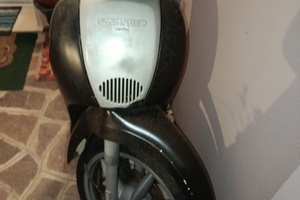 Scooter Aprilia Scarabeo 50