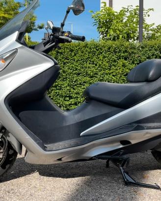 Suzuki Burgman 400