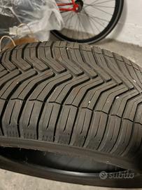 Pneumatico Michelin Crossclimate 215/55 R17